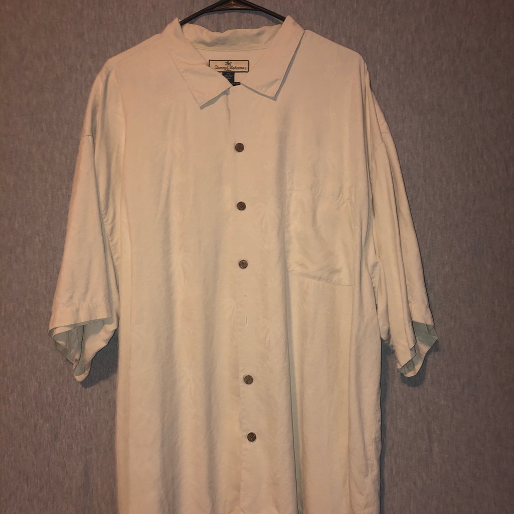 tommy bahama vacation/hawaiian button down shirt